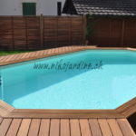piscine en bois liner et margelle en ipé avec terrasse en bois ipé